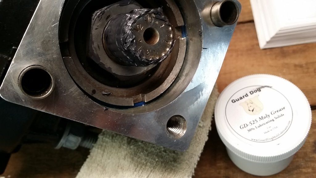 Drive Shaft and Final Drive Spline Lube